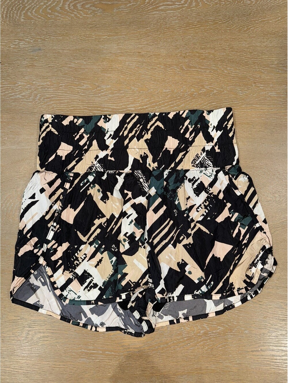 Free People Movement The Way Home Shorts Womens LARGE Stroke Of Luck Print